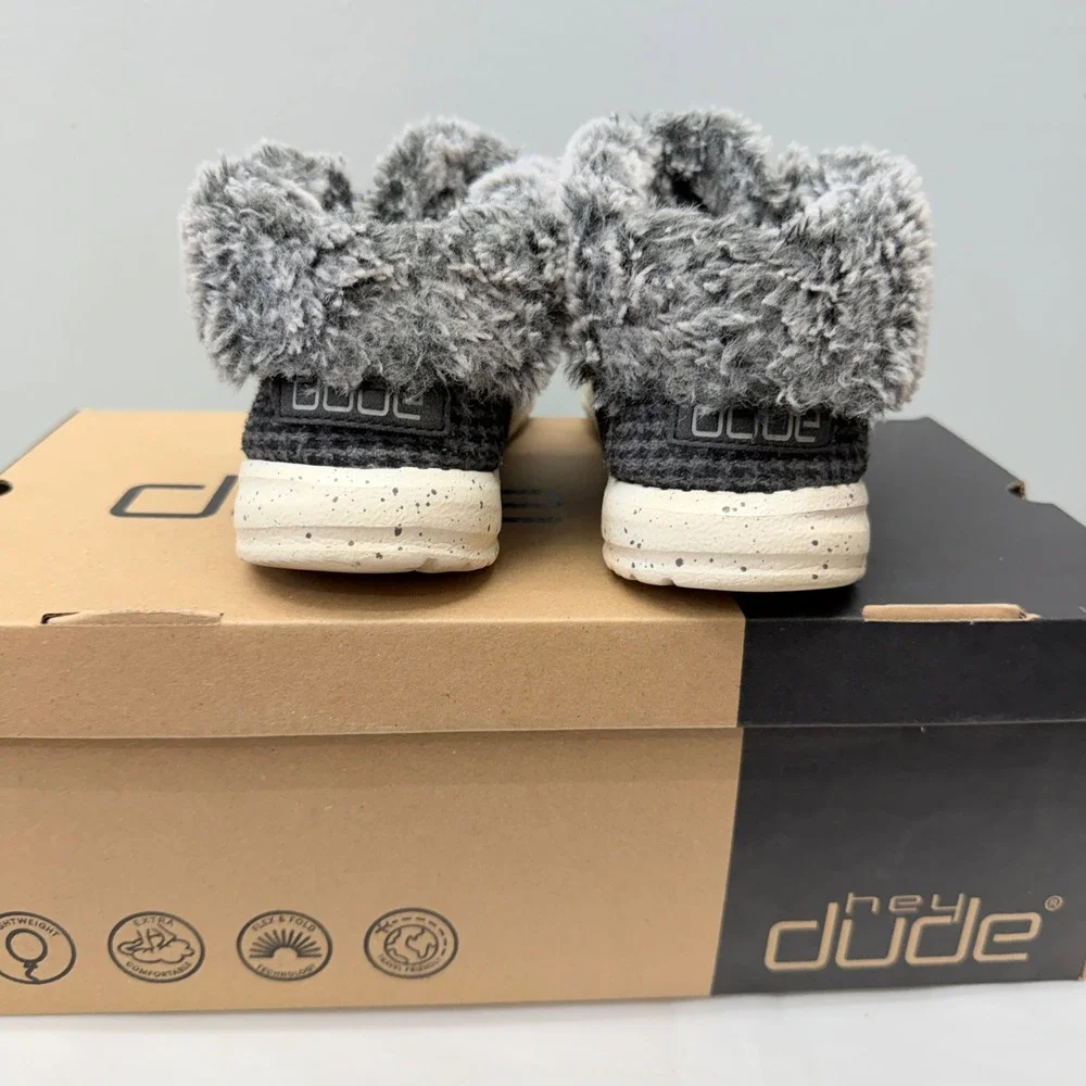 Hey Dude Britt Womens 6 Black Charcoal Fur Lined Slip On Ankle Boots Shoes
